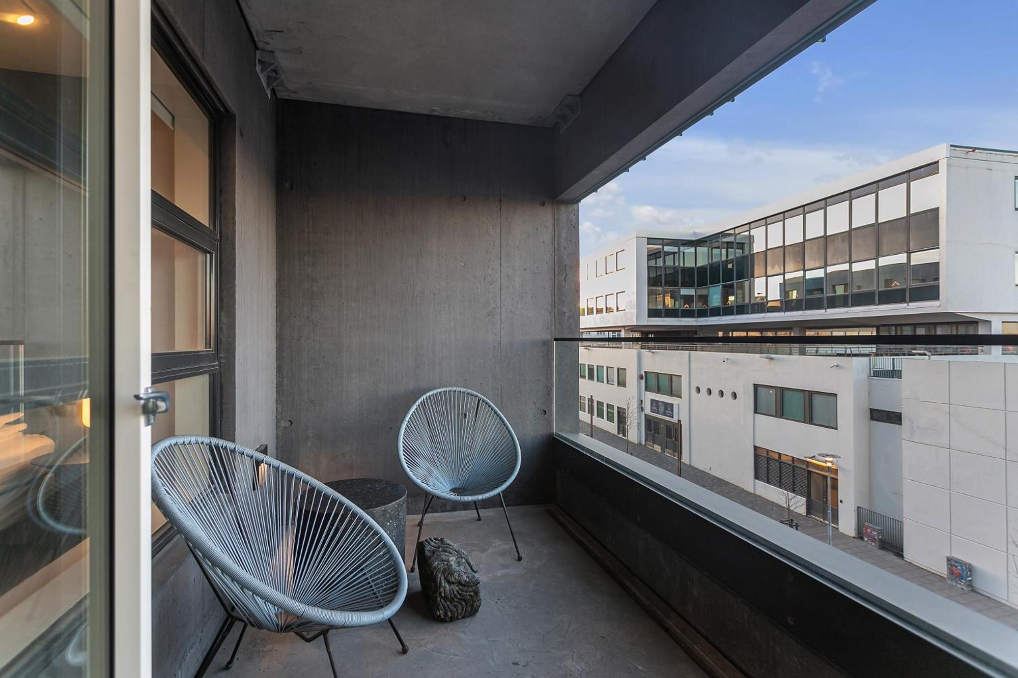 Sunny Central Reykjavik Apartment - Harbour View エクステリア 写真